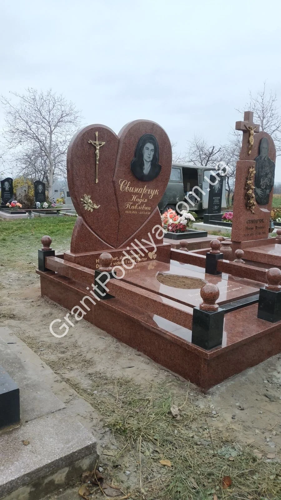 Подвійний пам'ятник з граніту - Кам'янець-Подільський | GranitPodillya